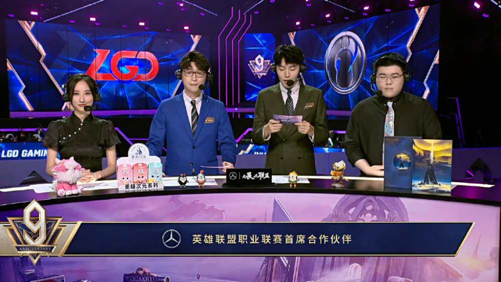 包含Rookie在勇士比赛中重返赛场，比赛规则变更引发热议！的词条