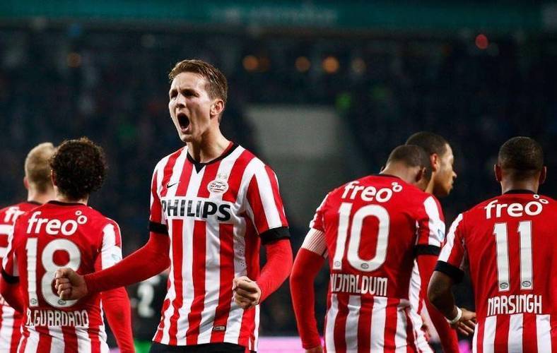 集结日中超焦点战，埃因霍温完成手感冰凉，质疑声四起，球队文化被再次提及(二十二条军规)