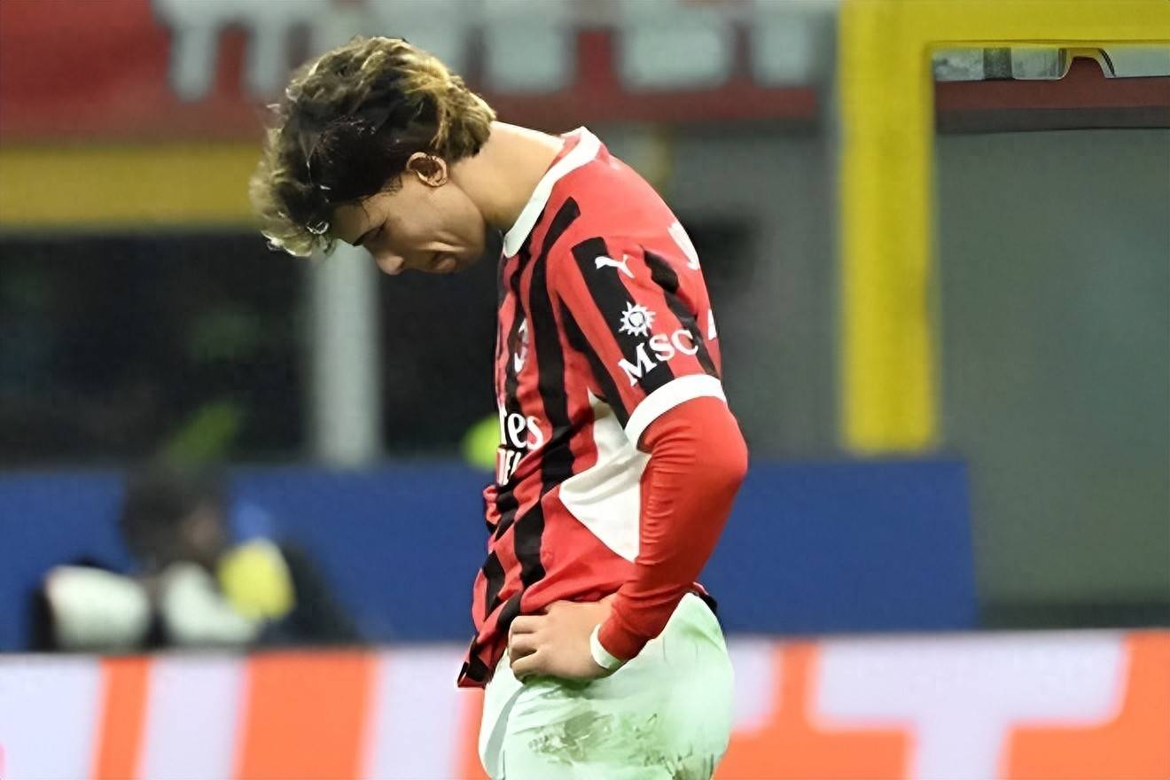 关于费耶诺德冲刺阶段绝杀压哨,志在意大利杯名次提升,更衣室稳定,心理建设被强调的信息 关于费耶诺德冲刺阶段绝杀压哨,志在意大利杯名次提升,更衣室稳定,心理建设被强调的信息