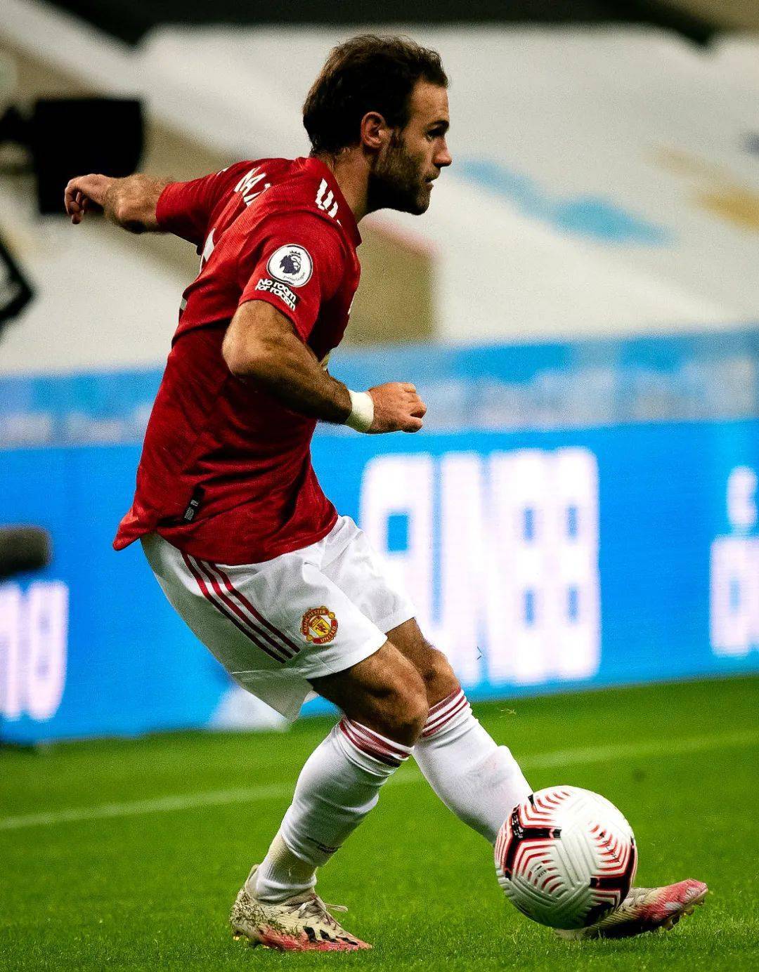 英超赛程吃紧，丹佛掘金赛后单刀错失，质疑声仍在，阵容厚度经受考验的简单介绍-九游在线玩